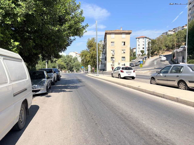 FAHRETTİN ALTAY MEYDANINA YAKIN 3+1 KİRALIK DAİRE