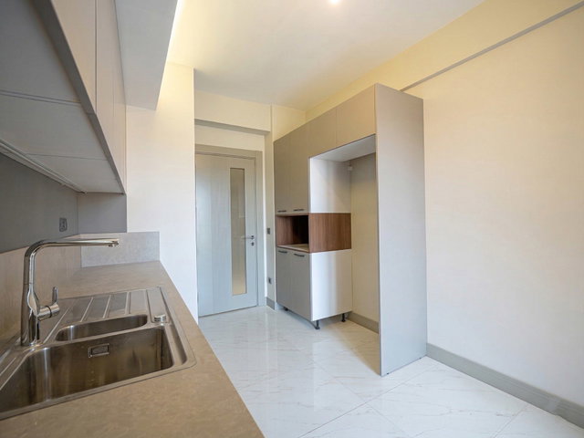 FOREV MODERN VADI KİRALIK 3+1 YETKİLİ SATIŞ OFİSİ REMAX ERAY
