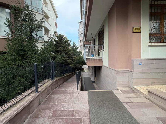 ÇANKAYA HİLAL MAH DE 3+1 BOŞ BALKONLU SATILIK DAIRE