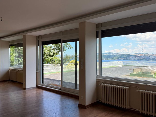 334M2 PANORAMİK BOĞAZ MANZARALI VE KAPALI OTOPARKLI 3.5+1 DAİRE
