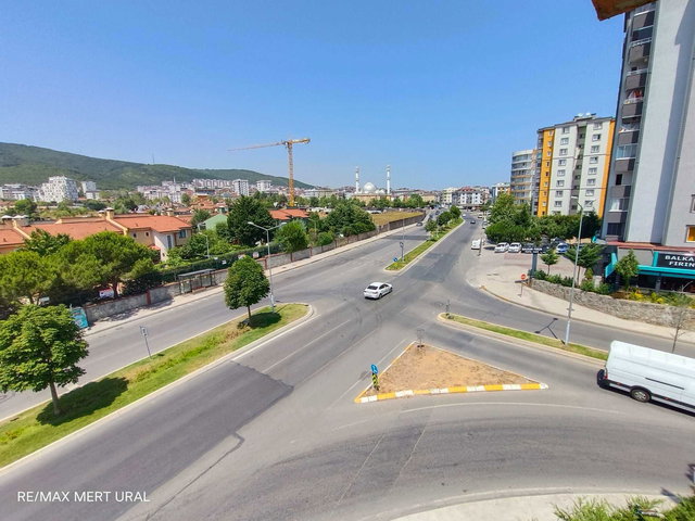 PENDİK YENİŞEHİR YEŞİL AYDOS EVLERİNDE 3+1 KİRALIK DAİRE