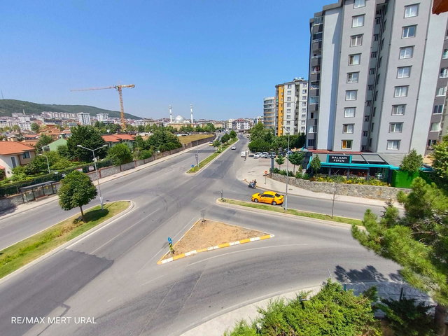 PENDİK YENİŞEHİR YEŞİL AYDOS EVLERİNDE 3+1 KİRALIK DAİRE
