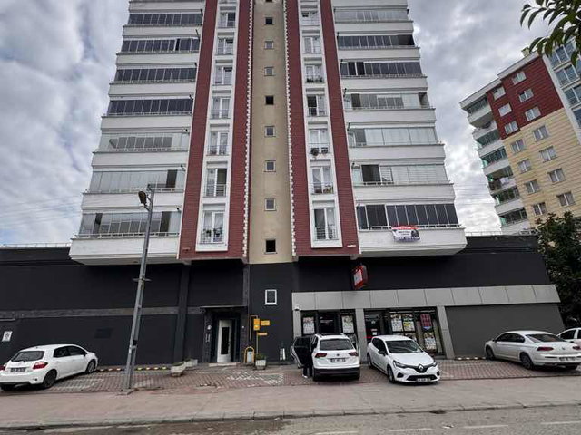 SAMSUN İLKADIM’DA  3+1 | 150 M² NET | 2 BANYO, 3 WC, BALKON TERASLI DAİRE EMİNEVİME UYGUN