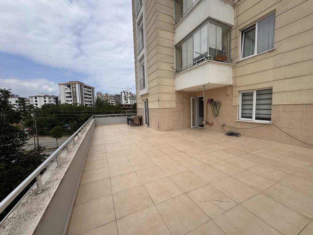 SAMSUN İLKADIM’DA  3+1 | 150 M² NET | 2 BANYO, 3 WC, BALKON TERASLI DAİRE EMİNEVİME UYGUN