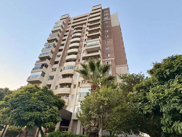 MAVİŞEHİR SOYAK A SİTESİNDE MANZARALI VE TADİLATLI SATILIK 1+1 DAİRE