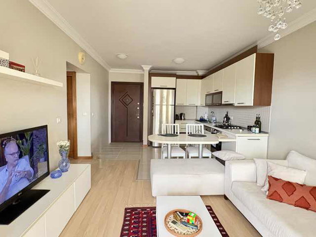 MAVİŞEHİR SOYAK A SİTESİNDE MANZARALI VE TADİLATLI SATILIK 1+1 DAİRE