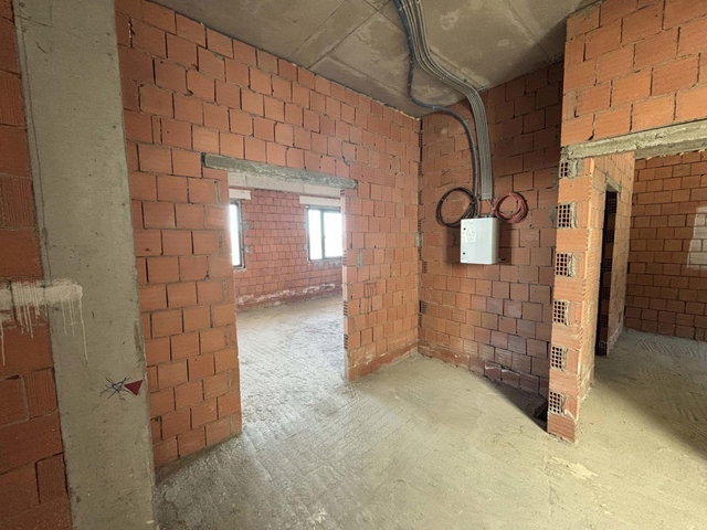 BAHÇEŞEHİR VADİ EVLERİ 1. ETAP'TA SATILIK MÜSTAKİL 6+2 VİLLA