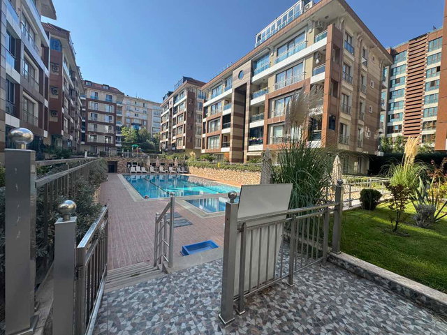 REMAX MAHMUT BEKDEMIR DEN BEYLIKDÜZÜ VADI PARK KONAKLARI 5+2 DUBLEX