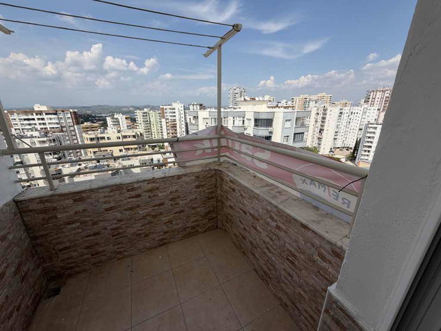 RE/MAX OVA’DAN | YURT MAHALLESİ’NDE SEYHAN GÖL MANZARALI SATILIK 4+1 DAİRE