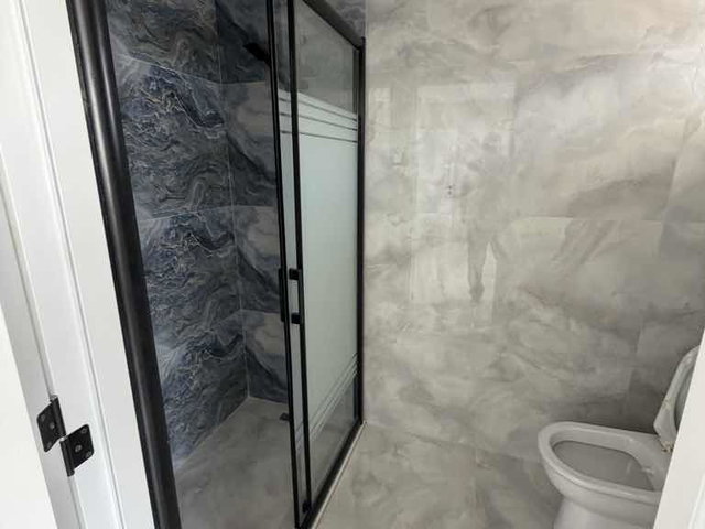 RE/MAX OVA’DAN | YURT MAHALLESİ’NDE SEYHAN GÖL MANZARALI SATILIK 4+1 DAİRE