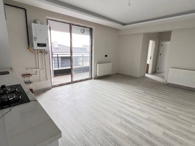 GÖLBAŞI KARŞIYAKADA GÖL MANZARALI 2+1 SATILIK