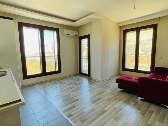 YELKİ OKULLAR BÖLGESİ CADDE ÜZERİ 2+1 SATILIK DAİRE