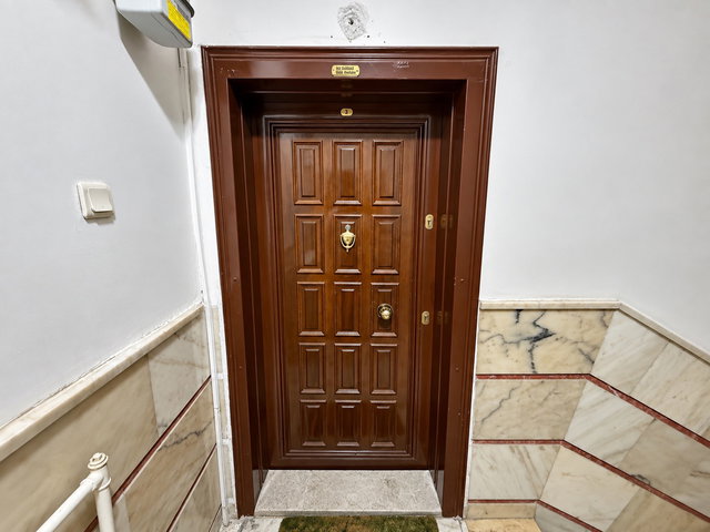 AZİZİYE MAH CİNNAH CAD 2 BİNA UZAKLIKTA SATILIK 3+1 MANZARALI DAİRE