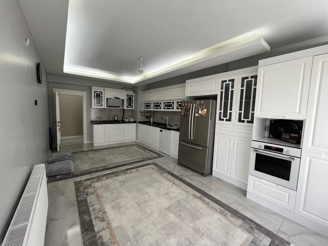 REMAX İLKE'DEN ÇAYKUR CAD. YAREN PARK'TA 3+1 SATILIK LÜKS DAİRE