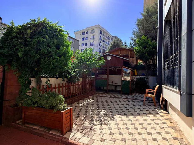 KARTAL HÜRRIYET MAHALLESI BALKONLU SATILIK 2+1