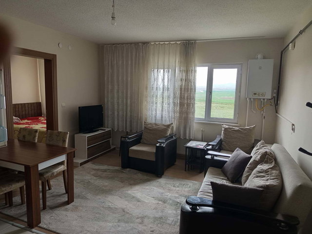 TEMELLI’DE EŞYALI 1+1  DOĞALGAZ KOMBİLİ BOŞ VE HEMEN TESLİM