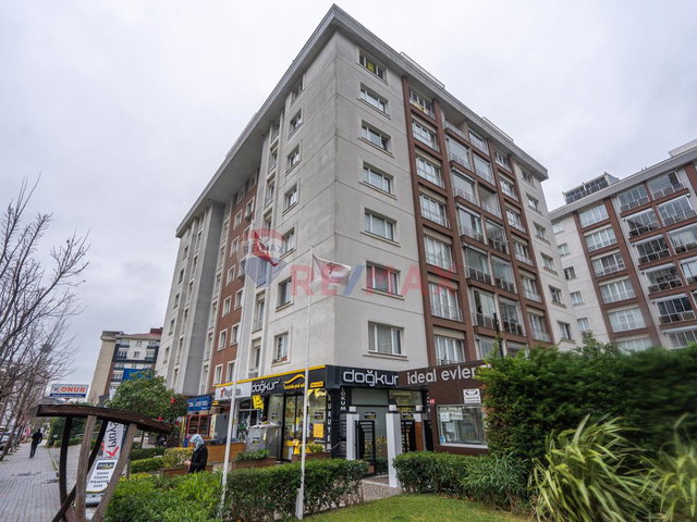 REMAX GELİŞİMDEN İDEAL EVLER SİTESİNDE 2+1 125 M2 DAİRE
