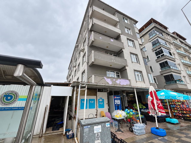 REMAX LAND'DEN ÇERKEZKÖY NAMIK KEMAL BULVARINDA  2+1 | BALKONLU |