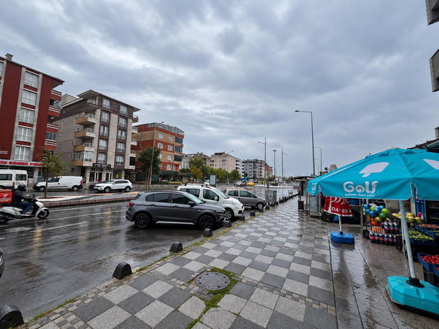 REMAX LAND'DEN ÇERKEZKÖY NAMIK KEMAL BULVARINDA  2+1 | BALKONLU |