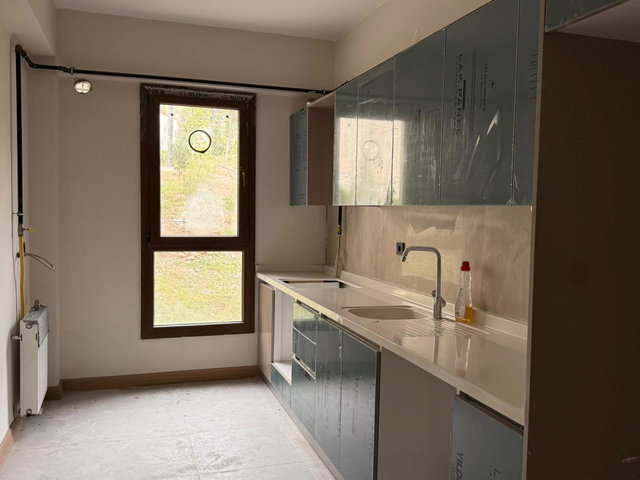 İZMİT CEDİT KONUTLARINDA 2+1 KIRALIK DAİRE