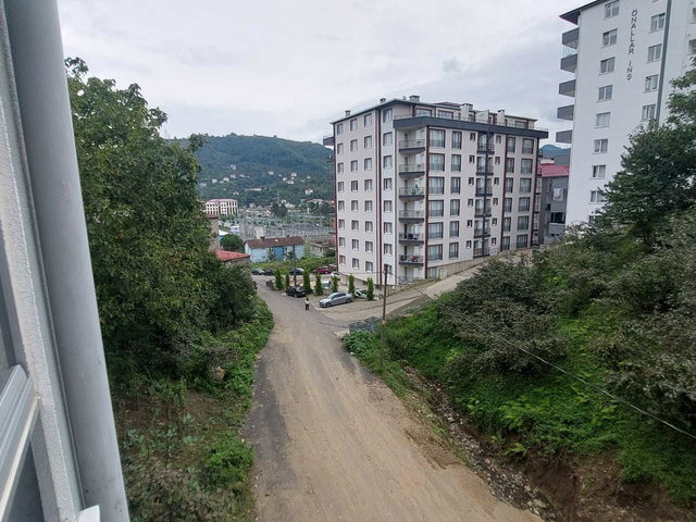 GİRESUN MERKEZ AKSU’DA 2023 YAPIMI 3+1 | 135 M² NET | ÇİFT BANYO & BALKON