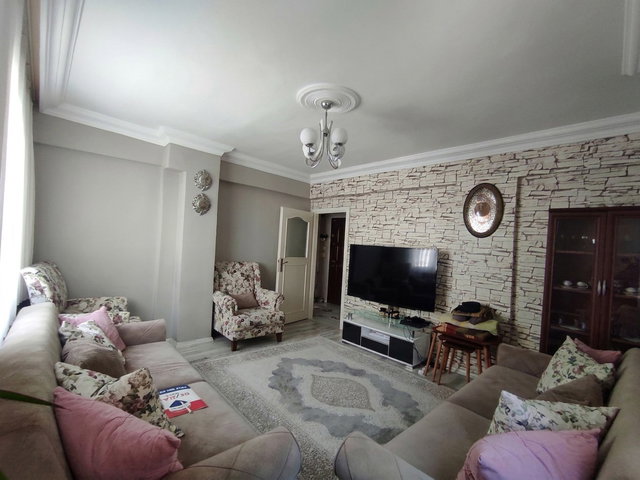 AVCILAR CIHANGIR MERKEZI KONUMDA ASANSÖRLÜ SATILIK 3.5+1 DAİRE