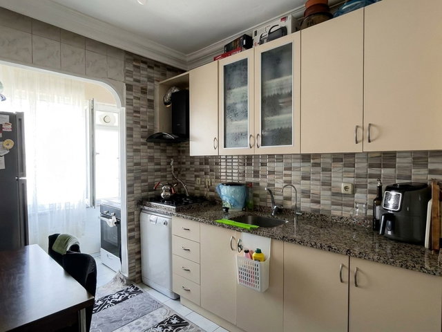 AVCILAR CIHANGIR MERKEZI KONUMDA ASANSÖRLÜ SATILIK 3.5+1 DAİRE