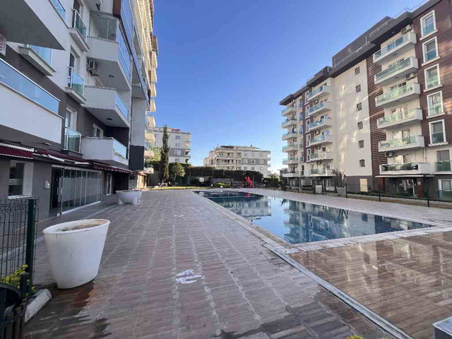 ALİAĞA SN PARK HAVUZLU SİTEDE FULL EŞYALI KİRALIK 1+1 DAİRE