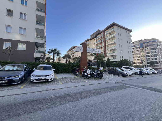 ALİAĞA SN PARK HAVUZLU SİTEDE FULL EŞYALI KİRALIK 1+1 DAİRE