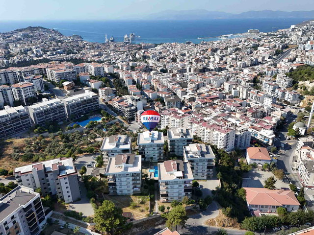 KUŞADASI İKİÇEŞMELİK MAH. ALATURKA ADA EVLERİ'NDE SATILIK 3+1 DAİRE