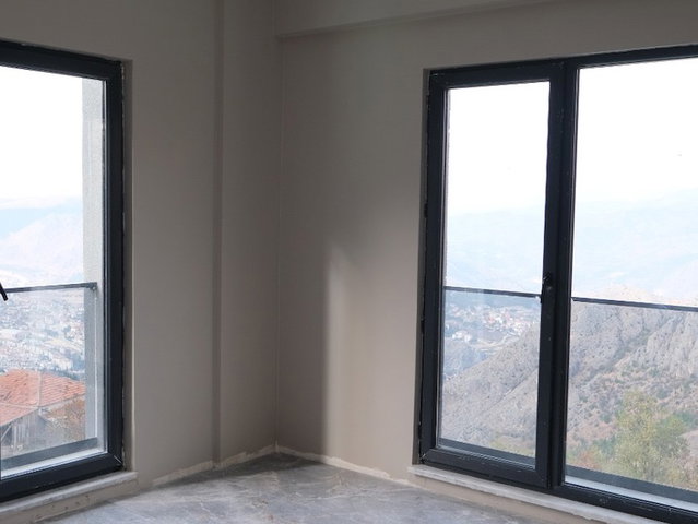 RE/MAX RABİA SARAÇTAN AMASYADA SATILIK LÜKS VİLLA