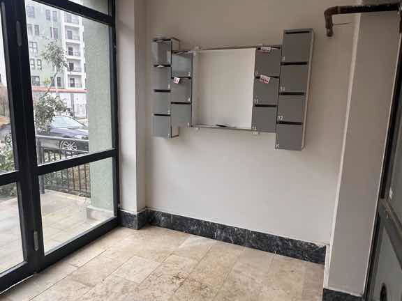 İZMİT SEKBANLI TOKİ’DE SIFIR 3+1 ARA KAT DAİRE
