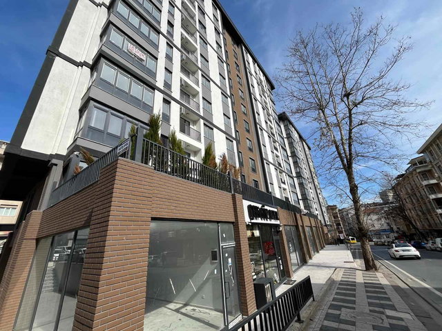 REMAX OSMAN ÜMRANIYE METRONOM'DA KIRALIK 2+1 SIFIR DAIRE (70M²)