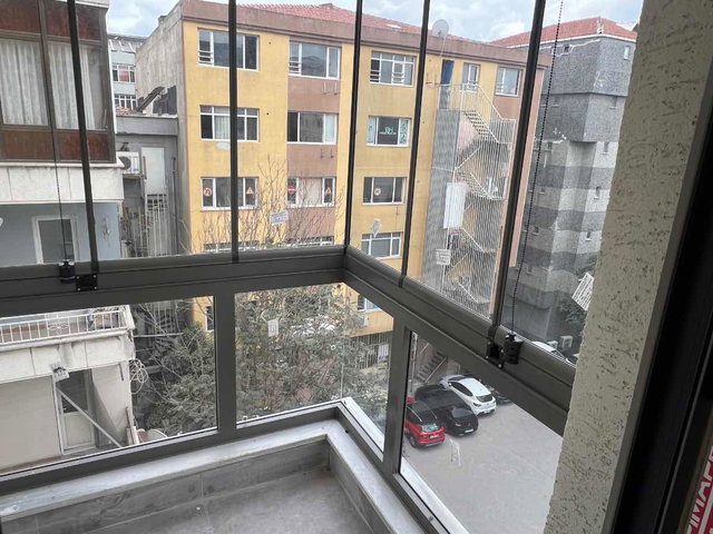 AVCILAR MERKEZİN MERKEZİN 'DE ARA KAT SATILIK SIFIR 2+1 DAİRE