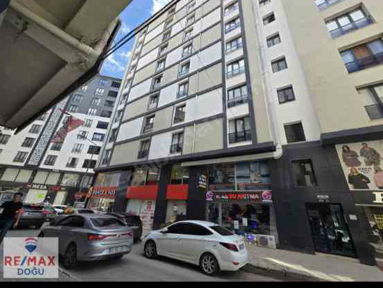 REMAX DOĞU'DAN AHMET AYTAR MEYDANINDA FIRSAT 3+1 SATILIK DAİRE