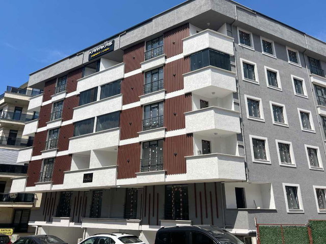 AMBARLI SAHIL 'DE ARA KAT KAPALI MUTFAK SATILIK 2+1 SIFIR DAIRE