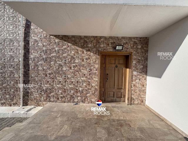 GİRNE ALSANCAK'DA GÜNEY CEPHELİ, EŞYALI 4+1 MÜSTAKİL VİLLA | 240 M²