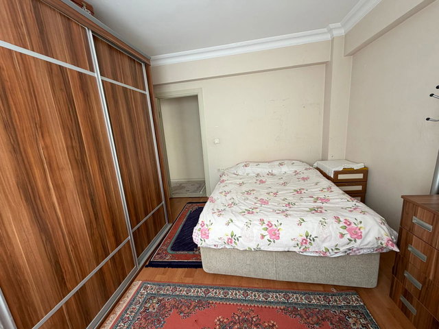 KARTAL CEVİZLİDE MERKEZİ KONUMDA GENİŞ 3+1 SATILIK İSKANLI DAİRE
