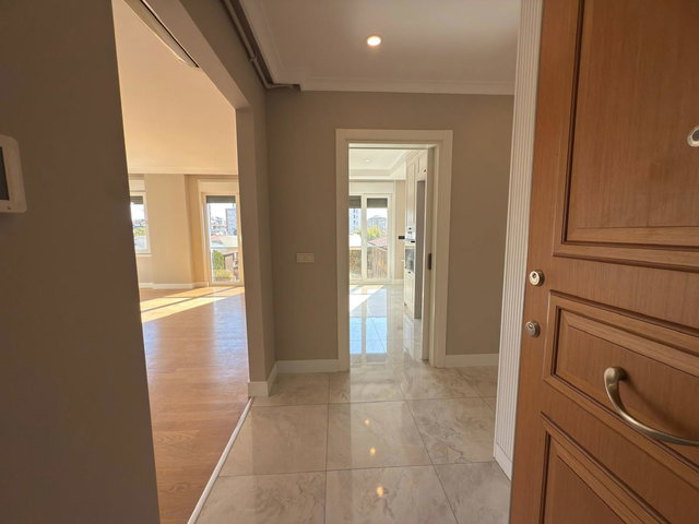 GÖZTEPE ÇİFTEHAVUZLAR’DA BAĞDAT CADDESİ’NE YAKIN 3+1 | 135 M² BRÜT | 2 BANYO | BALKON
