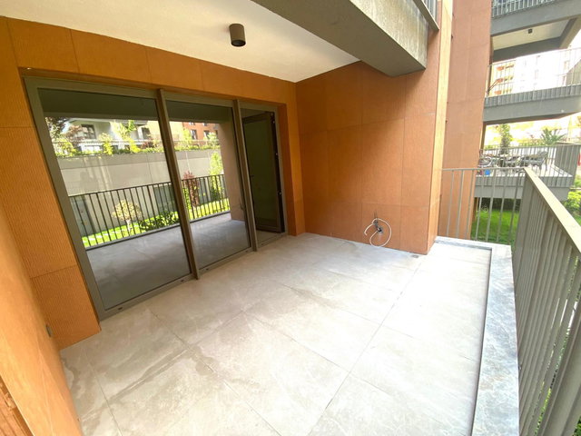 EMİNE CANTÜRK'DEN FİNANS ŞEHİR SİNPAŞ KORU AURA SITESI SATILIK 4+1 DAIRE