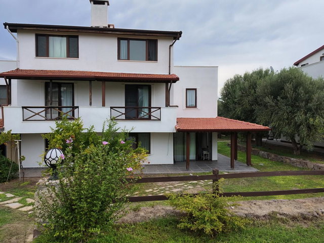 ÇANAKKALE AYVACIK APOLLON EVLERI SATILIK 5+1 SITE İÇI VILLA