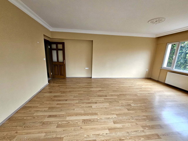 ÇEKMEKÖY PARADISE CITY DE 3+1 KIRALIK  DAIRE