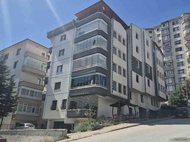 ÇANKAYA’DA MÜRSEL ULUÇ'TA 4+1 GENİŞ TERAS VE MANZARALI SATILIK DUBLEKS DAİRE