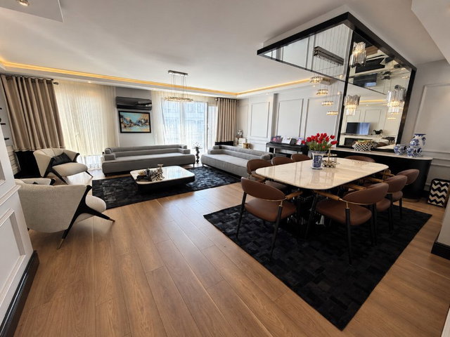 RE/MAX YAZ MODERN TASARIMLI, FERAH 4+1 ARAKAT SATILIK DAİRE