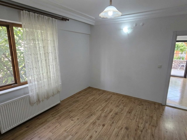 REMAX HÜRDEN SERDİVAN BAHÇELİEVLER'DE KİRALIK DUBLEKS VİLLA