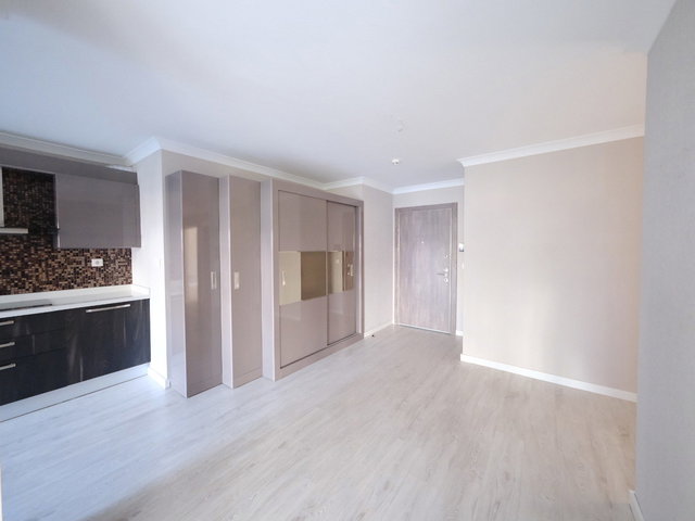 KAŞMİR GÖL EVLERİ’NDE 129 M² FERAH 2+1 KİRALIK DAİRE