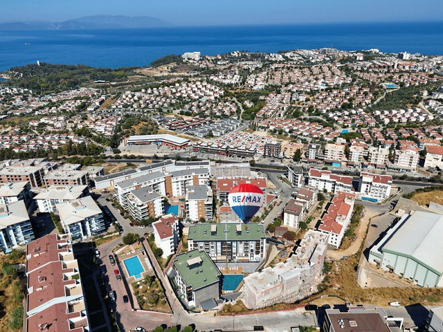 KUŞADASI BEMKA PARADİSE’DA SATILIK 1+1 DAİRE