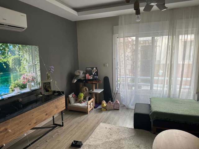 TORBALI KENT MERKEZİNDE NEZİH MAHALLEDE SATILIK GENİŞ 1+1