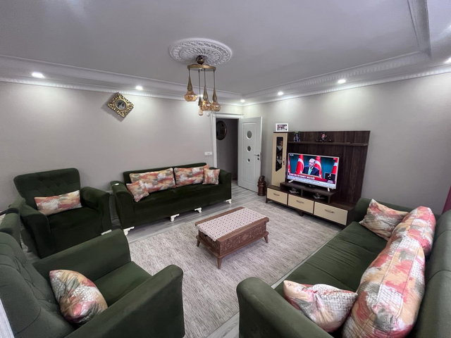 BAHÇELİEVLER ŞİRİNEVLER’DE 4+2 DUBLEKS | 180 M² NET | TERASLI SATILIK DAIRE