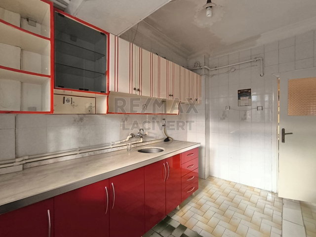 RE/MAX LACİVERT'TEN KAYAKYOLU'NDA KİRALIK 3+1 BODRUM KAT DAİRE